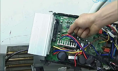 东洲美的空调电话是多少